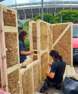 Se cansó de construir puentes y fundó su propia empresa abocada a la bioconstrucción